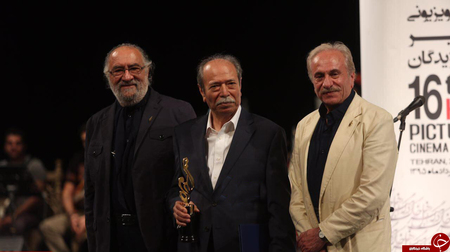 استاد علی نصیریان، به عنوان بهترین بازیگر مرد درام تلویزیونی برگزیده شد. این جایزه برای بازی او در سریال «شهرزاد» اهدا شد.