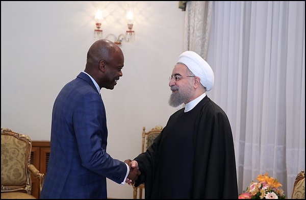 روحاني يستقبل وزير خارجية توغو