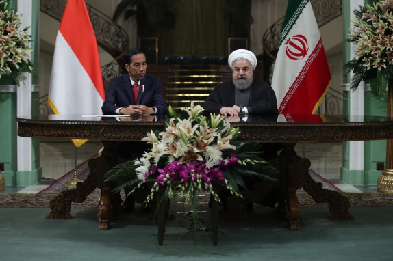 روحاني : تعاون ايران واندونيسيا لصالح الأمن في المنطقة والعالم الاسلامي