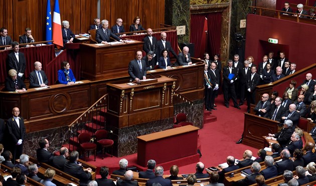 برلمانيون فرنسيون يطالبون هولاند الاعتراف بدولة فلسطين