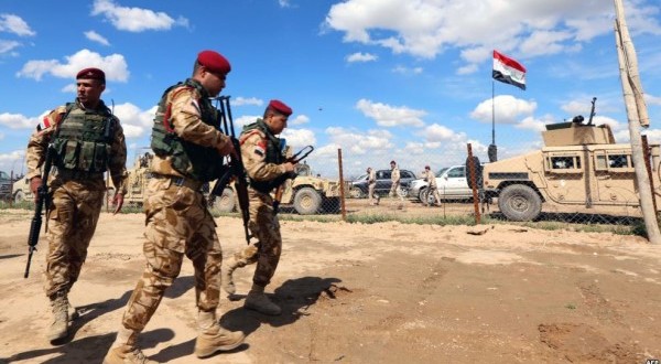 القوات العراقية تسيطر على مقر الحكومة بالموصل