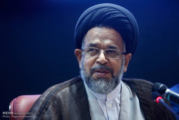 وزير الأمن الايراني: تم التعرف على هوية منفذي العمل الإرهابي في طهران