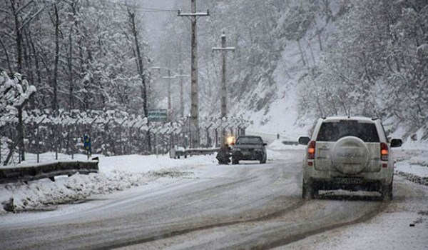 الثلوج تجتاح 7 محافظات ايرانية