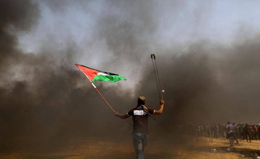 37 إصابة برصاص الاحتلال علي طول حدود قطاع غزة في جمعة 'المسيرة مستمرة'