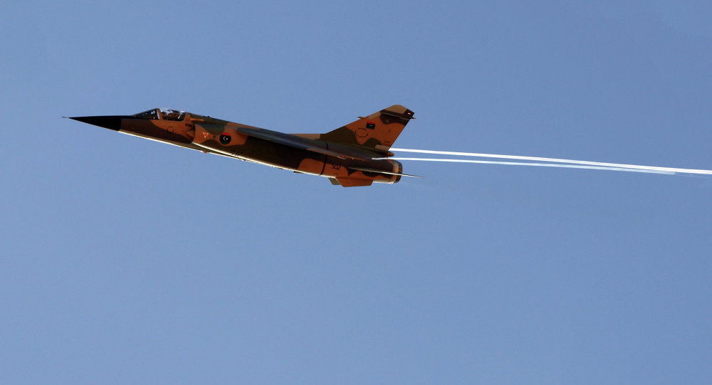 مصدر عسكري: سلاح الجو التابع للجيش الليبي يقصف الكلية الجوية في مصراتة
