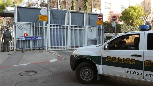 Israeli police interrogate Netanyahu for hours in graft probe