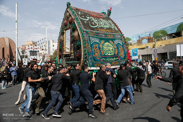 Millions of Iranians mark Ashura with mourning ceremonies