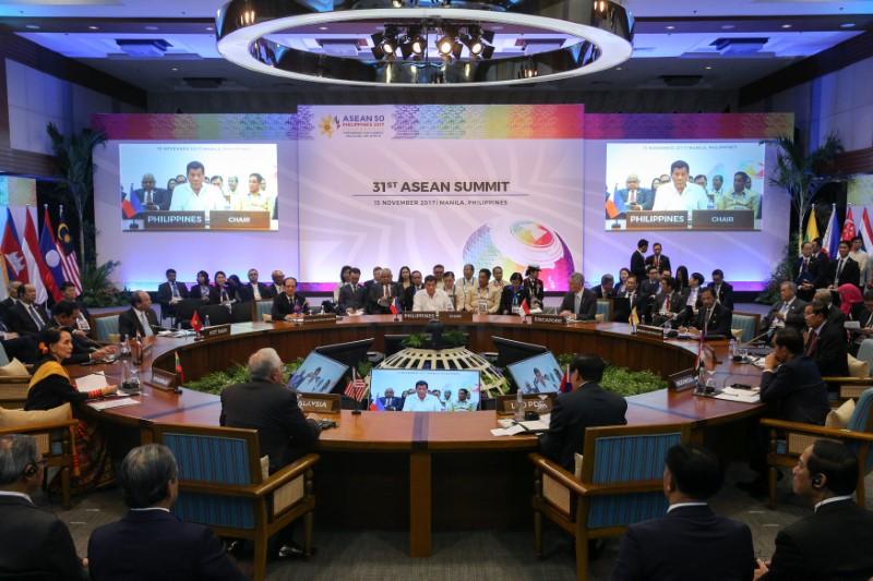 Southeast Asia summit draft statement skips over Rohingya crisis