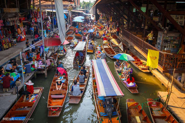 Floating markets in Asian countries