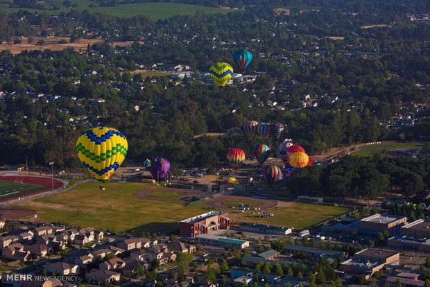 Balloon festivals in various countries