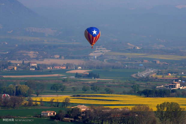 Balloon festivals in various countries