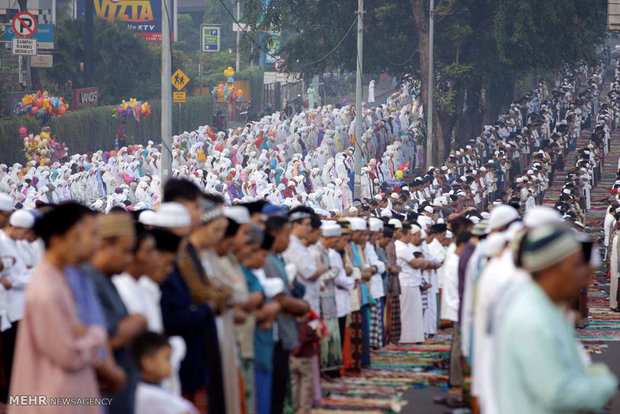 Eid al-Fitr across the world