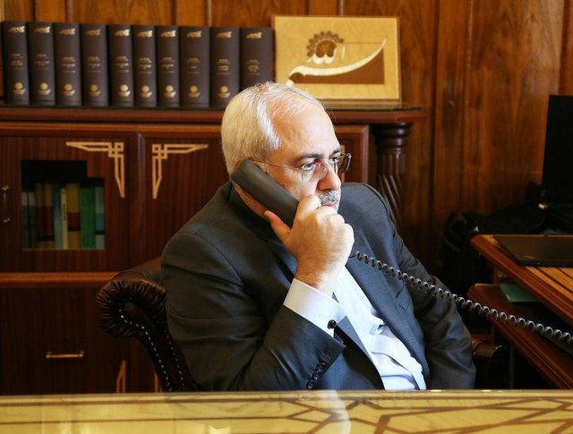 Zarif discusses regional developments with counterparts