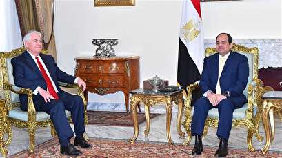Visiting Egypt, Tillerson avoids commenting on pro-Sisi repression ahead of election