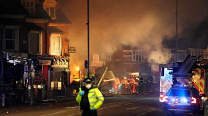‘Major incident’: 2 critical, 4 injured after blast destroys store & home in Leicester, UK