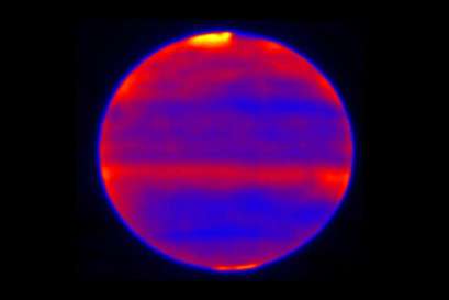 Solar winds, polar heat explains Jupiter's warming atmosphere