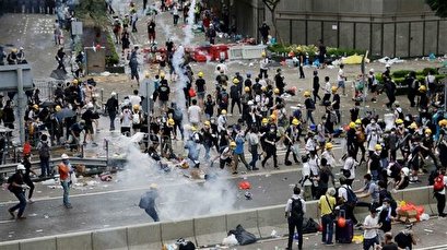Hong Kong leader warns protesters trying to 'destroy' city