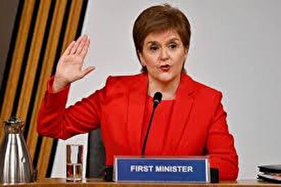 Scottish first minister gives evidence against predecessor