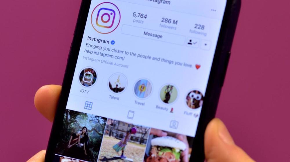 Facebook shouldn’t launch Instagram for kids over ‘past failures’