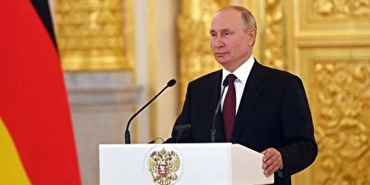 Putin: The Russian flag continues to fly in strategic areas of the world