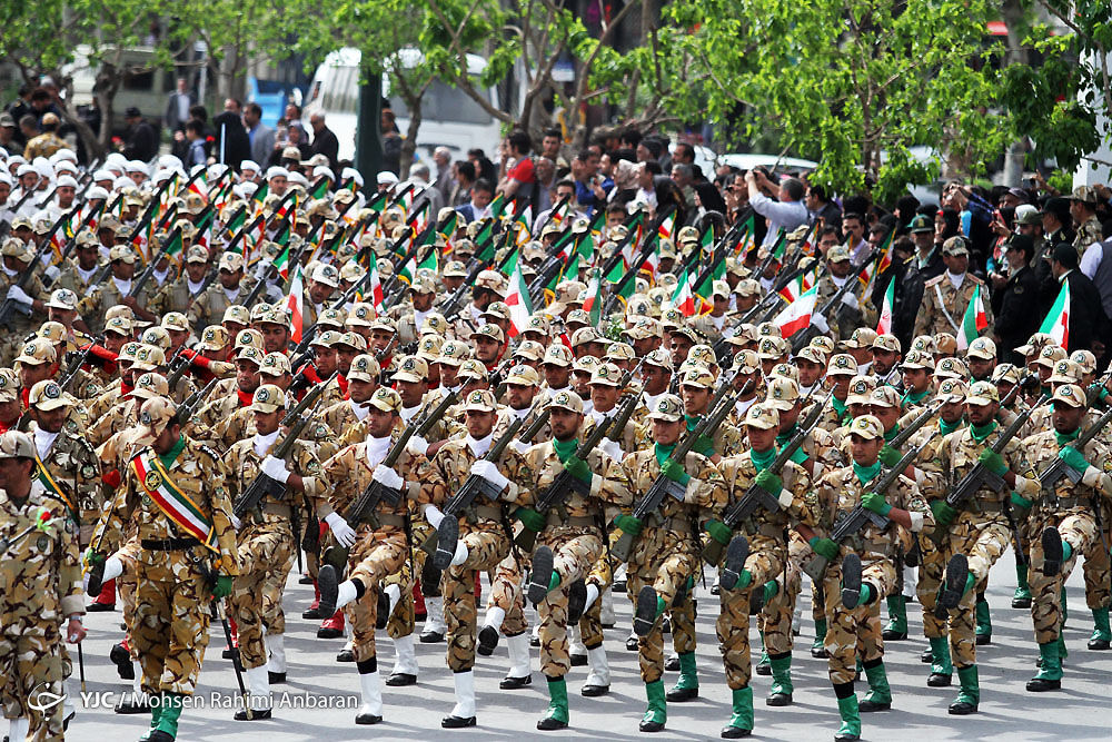 مراسم رژه روز ارتش در مشهد (فروردین 95)