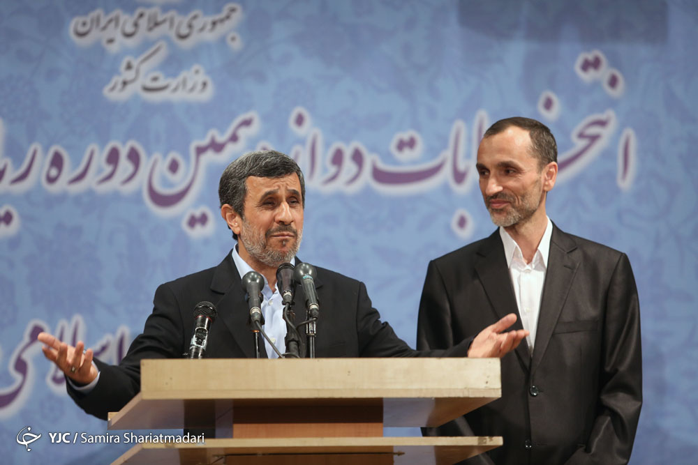 احمدی نژاد و بقایی در انتخابات ثبت نام کردند!/ تکذیب حضور قالیباف در ستاد انتخابات کشور/ ثبت نام 197 نفر در روز دوم