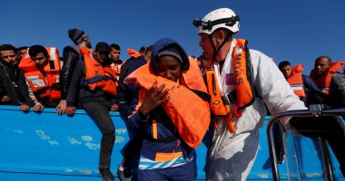 السلطات الإسبانية تنقذ أكثر من 250 مهاجرا فى البحر المتوسط