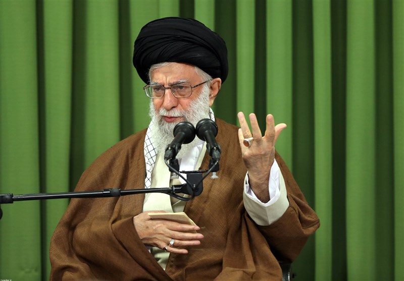 قائد الثورة الاسلامية يثمن جهود الحكومة والشعب العراقي في اقامة مراسم الاربعين