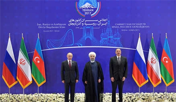 ایران وروسیا واذربیجان توقع بیانا مشتركا فی ختام القمة الثلاثیة