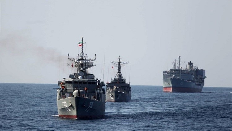 سفن عسكرية إيرانية تتوجه إلى سلطنة عمان