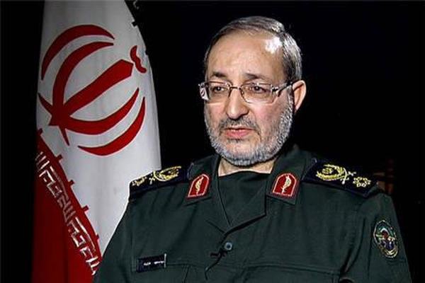 العمید جزائري: ترامب سیفهم ان ایران لاتتفاوض حول قدراتها الدفاعیة