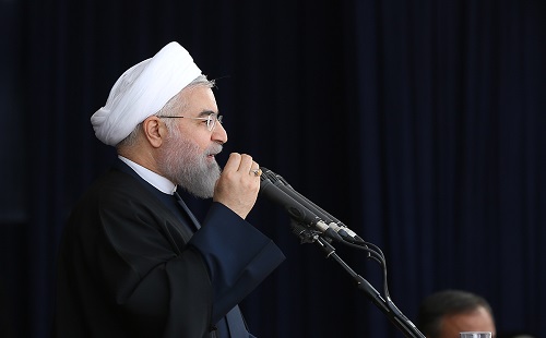 روحاني: شعوب المنطقة وصمودها إلى جانب ايران قطع دابر امريكا من المنطقة