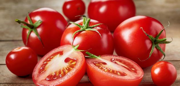 كيف يمكن أن تشكل الطماطم خطراً على صحتك؟