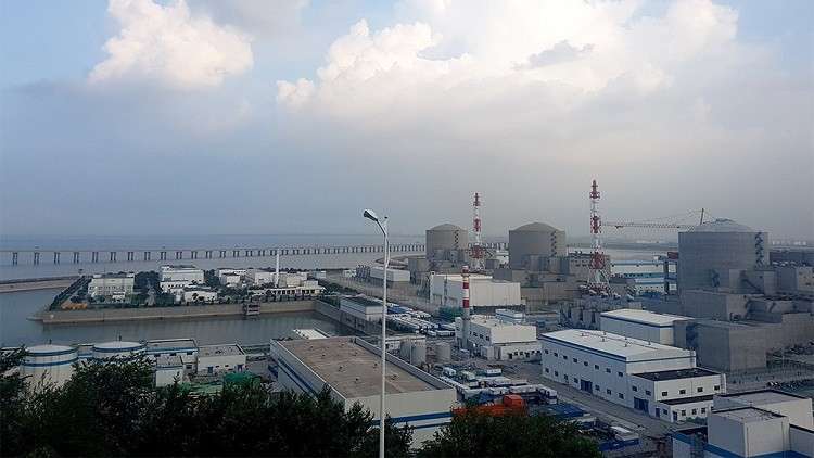 روسيا تبني مفاعلين نوويين في الصين