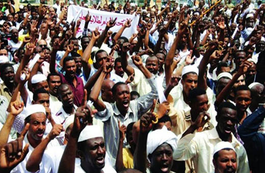 تجمع المهنيين يثق بجدوی استمرار التظاهرات في السودان