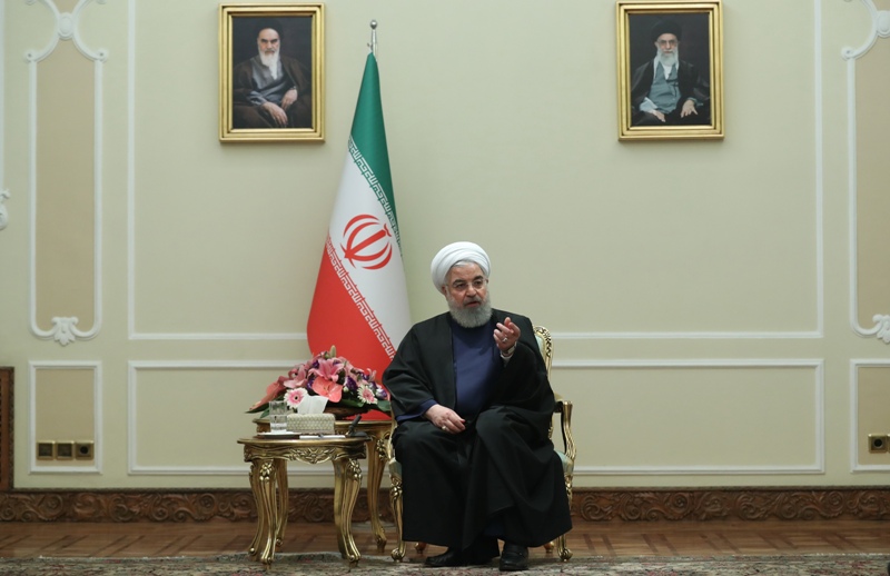 روحاني: الشعب الايراني سجل صفحة ذهبية في تعاضده وتراحمه في مواجهة السيول