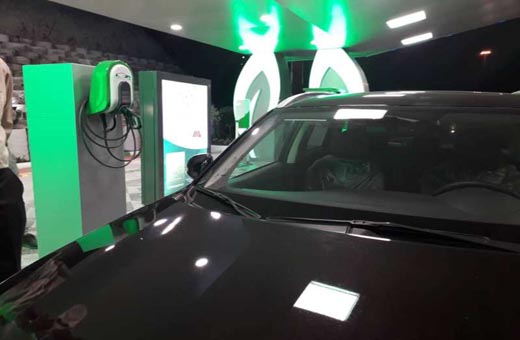 تدشين اول محطة شحن للسيارات الكهربائية في ايران