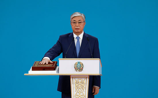 توكاييف يؤدى اليمين الدستورية رئيسا لكازاخستان