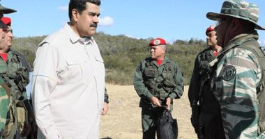مادورو يأمر بفتح حدود فنزويلا مع كولومبيا المغلقة منذ فبراير