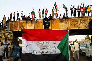 أزمة السودان: الجيش يحبط محاولة انقلاب عسكري ويعتقل قيادات على رأسها رئيس الأركان