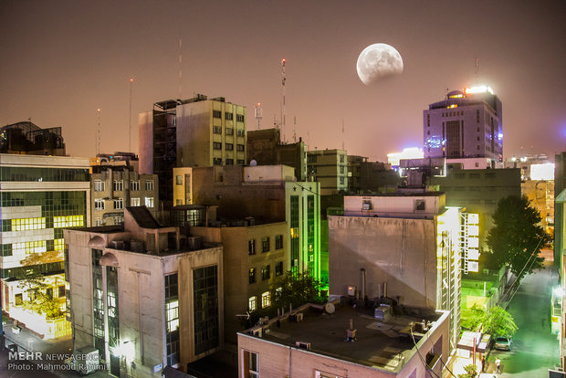 Lunar eclipse in Iran