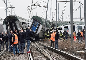 Train derails near Milan, at least 2 reported dead & scores injured
