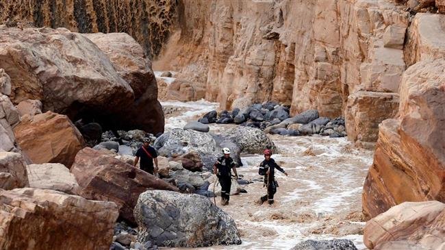 Jordan ministers resign after flash floods kill 21
