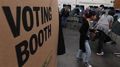 US midterm exit polls: Voters deciding if GOP holds Congress