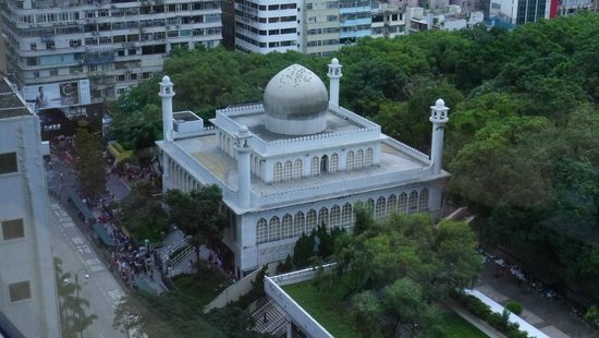 Hong Kong Muslims in new push for mosque as community grows
