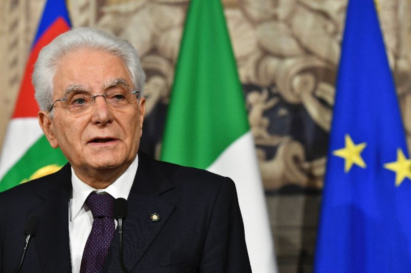 Italy plunges into political crisis after govt talks collapse