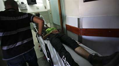 Israeli forces kill one Palestinian, injure two near Gaza fence