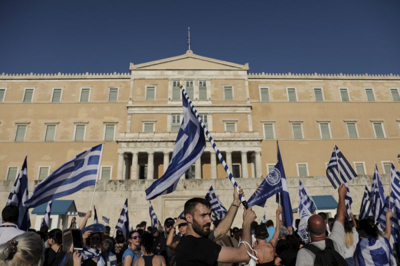 Macedonian lawmakers ratify Greece name deal again