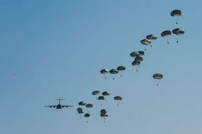 Air Force, Army conduct joint personnel, supply drop exercise