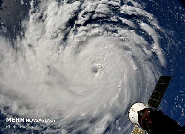 North, South Carolina states awaiting hurricane